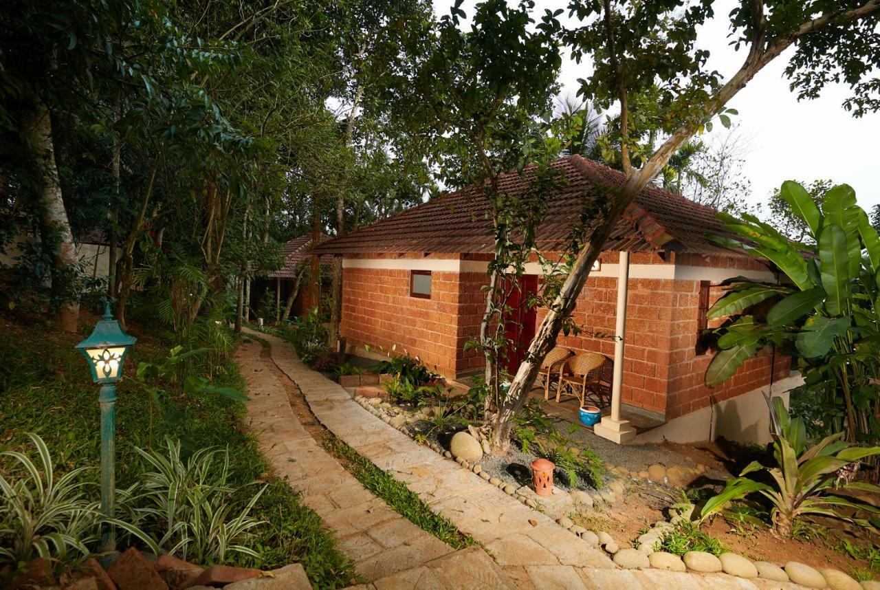 Raindrops Resorts Wayanad Sultan Bathery Exterior foto